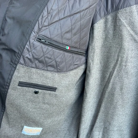 Aquascutum London Black Puffer Jacket with Insulated Design - Picture 7 of 11